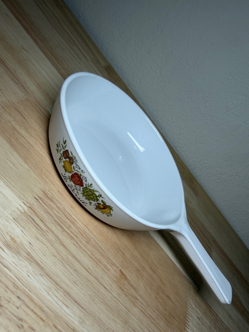 VTG. Corning Ware skillet from the "Spice of Life" collection.